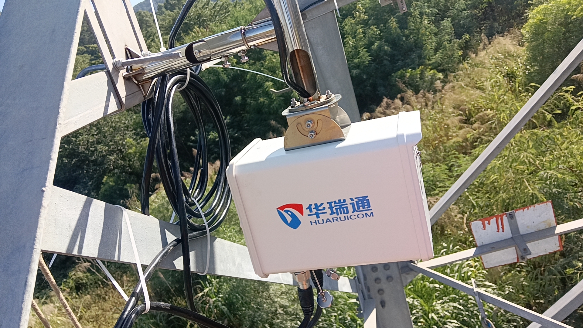 防山火在线监测装置